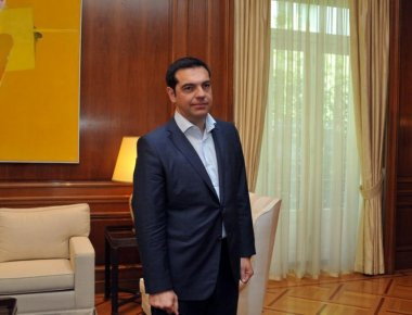 Αλ.Τσίπρας σε περιφερειάρχες: «Πρέπει να δούμε με νηφαλιότητα την επόμενη μέρα»